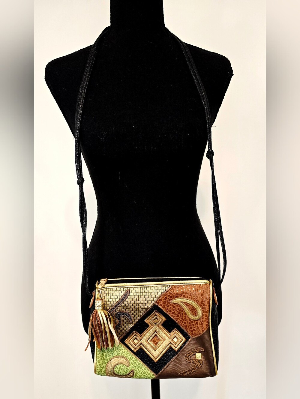 NAS BAG Korean Patchwork Crossbody Purse Embroidered Tassel Boho Festival Bag - Picture 2 of 7